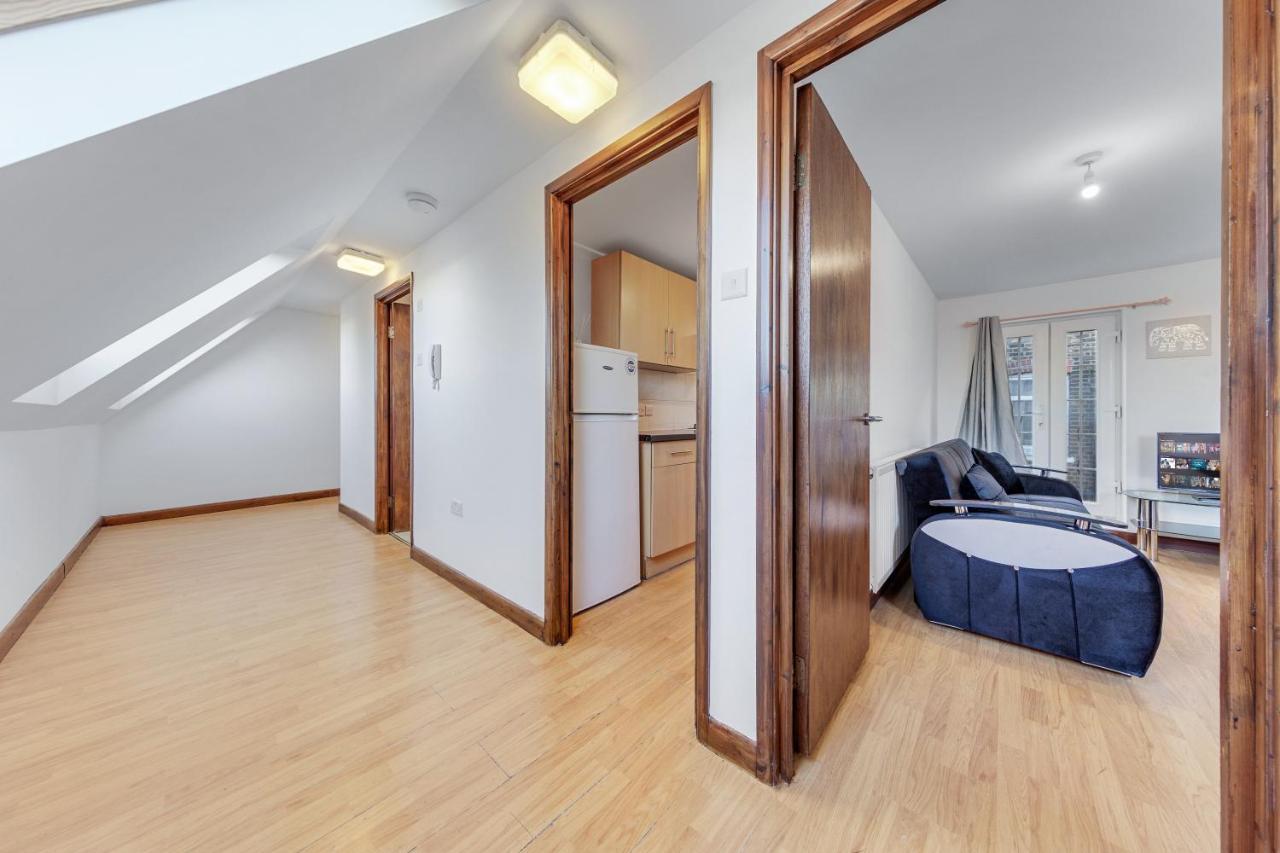 Cozy 1 Bed/Sleep 3/ London Apartment Exterior photo